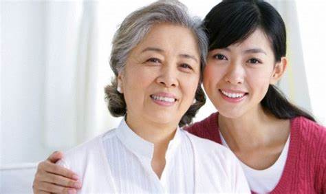 Những điềm báo tương ứng với giấc mơ thấy bà