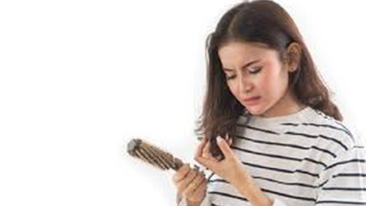 Nằm mơ thấy tóc rụng